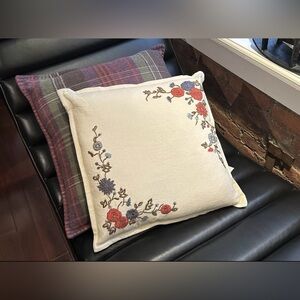 NEW RALPH LAUREN HOME GOLD THREAD EMBROIDERED FLORAL THROW PILLOW CHINOISERIE
